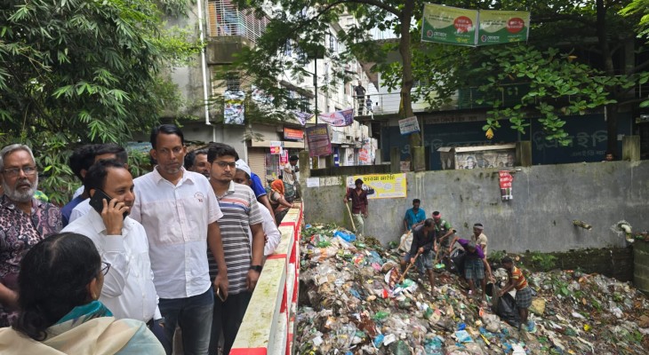 ‘হ্যালো ডিসি’তে জমা পড়েছিল অভিযোগ, নিমেষেই উধাও কেরানীগঞ্জের ময়লার ভাগাড়